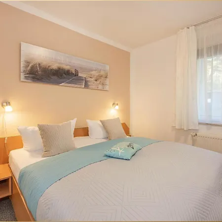 Nur 100 M Zum Meerweh Апартаменты Цемпин